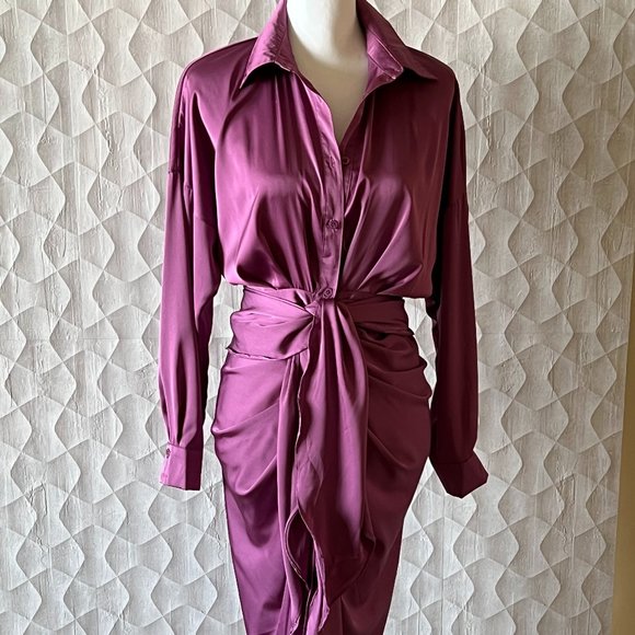 D0+BE Elegant Dress - Size Small - Picture 1 of 5